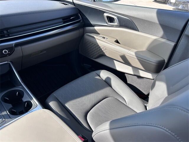 2025 Kia Carnival MPV LXS Cape Girardeau MO