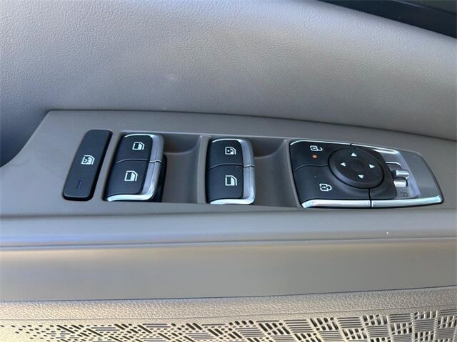 2025 Kia Carnival MPV LXS Cape Girardeau MO