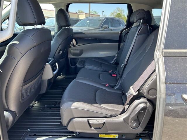 2025 Kia Carnival MPV LXS Cape Girardeau MO