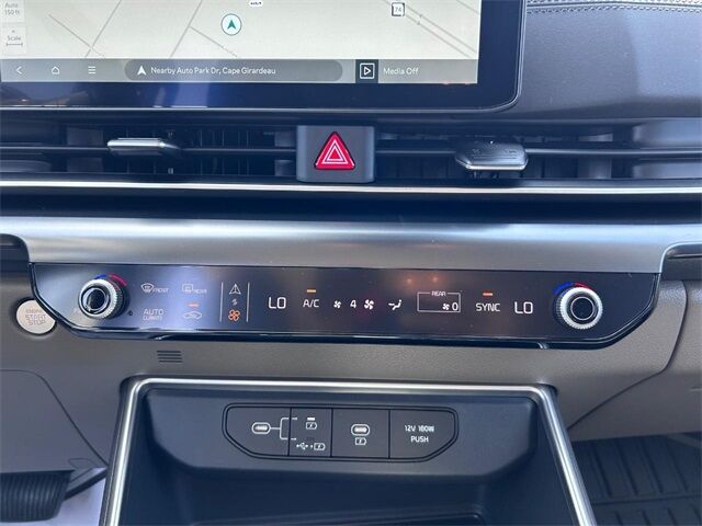2025 Kia Carnival MPV LXS Cape Girardeau MO