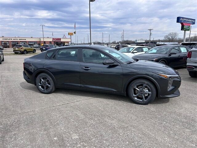 2025 Kia K4 LXS Cape Girardeau MO