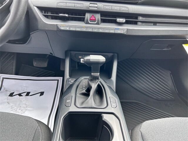 2025 Kia K4 LXS Cape Girardeau MO