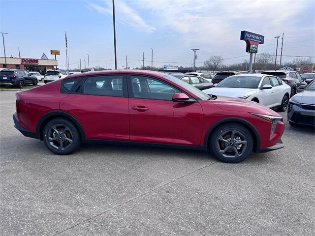 2025 Kia K4 LXS Cape Girardeau MO