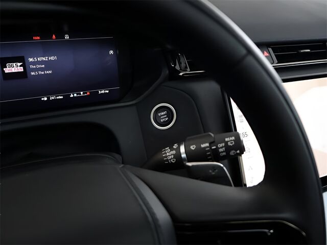 2025 Land Rover Range Rover Velar Dynamic SE Merriam KS