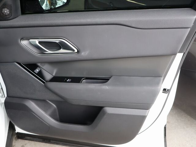 2025 Land Rover Range Rover Velar Dynamic SE Merriam KS