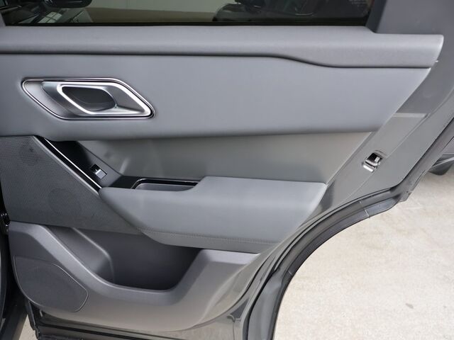 2025 Land Rover Range Rover Velar Dynamic SE Merriam KS