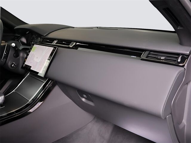 2025 Land Rover Range Rover Velar Dynamic SE Merriam KS