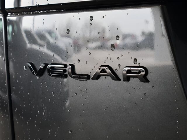 2025 Land Rover Range Rover Velar Dynamic SE Merriam KS