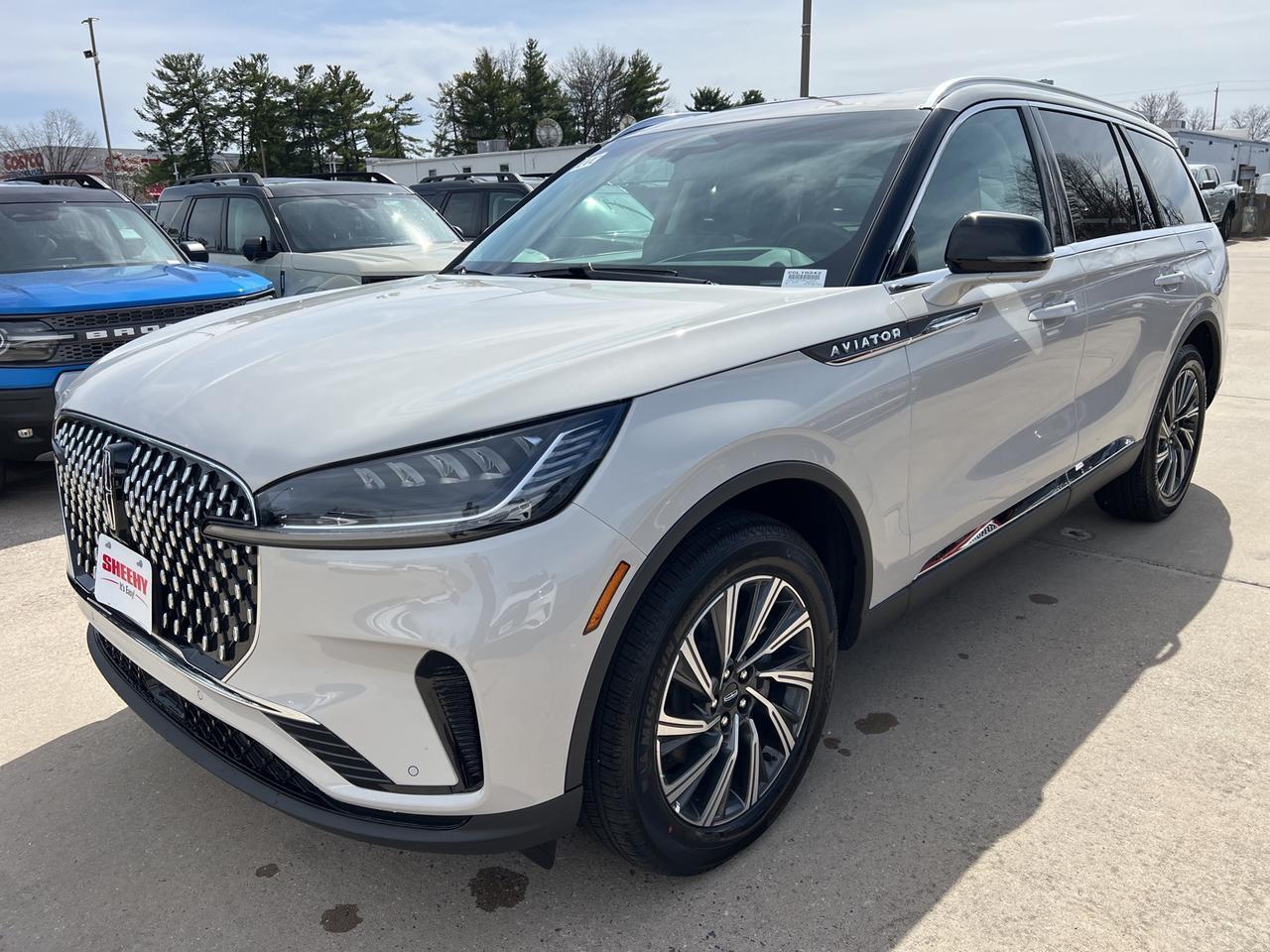 2025 Lincoln Aviator Premiere