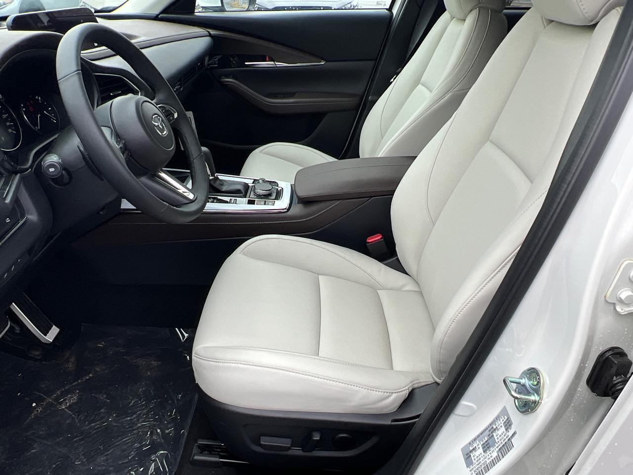 2025 MAZDA CX-30 2.5 S Premium Package Hagerstown MD