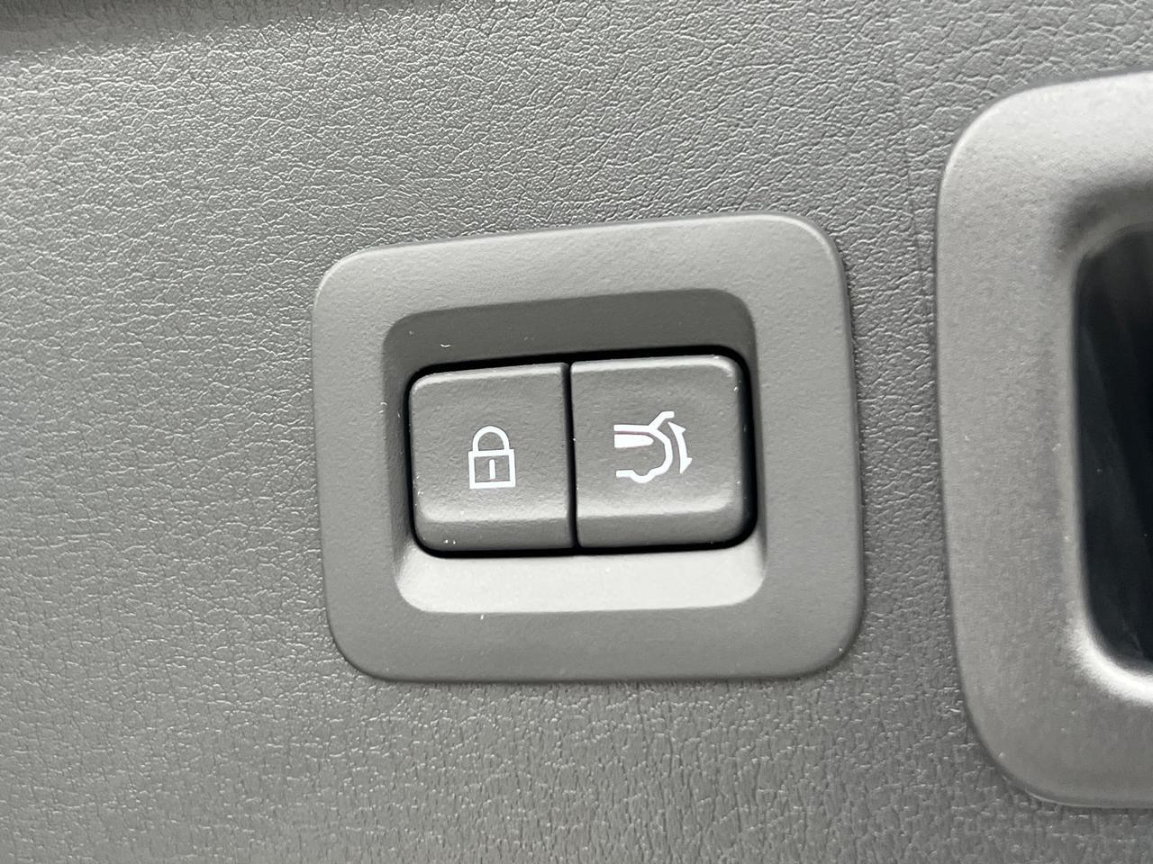 2025 MAZDA CX-30 2.5 S Premium Package Hagerstown MD