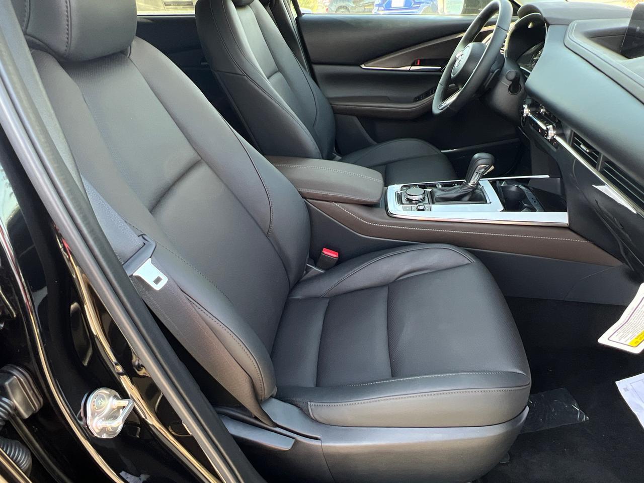 2025 MAZDA CX-30 2.5 S Premium Package Hagerstown MD