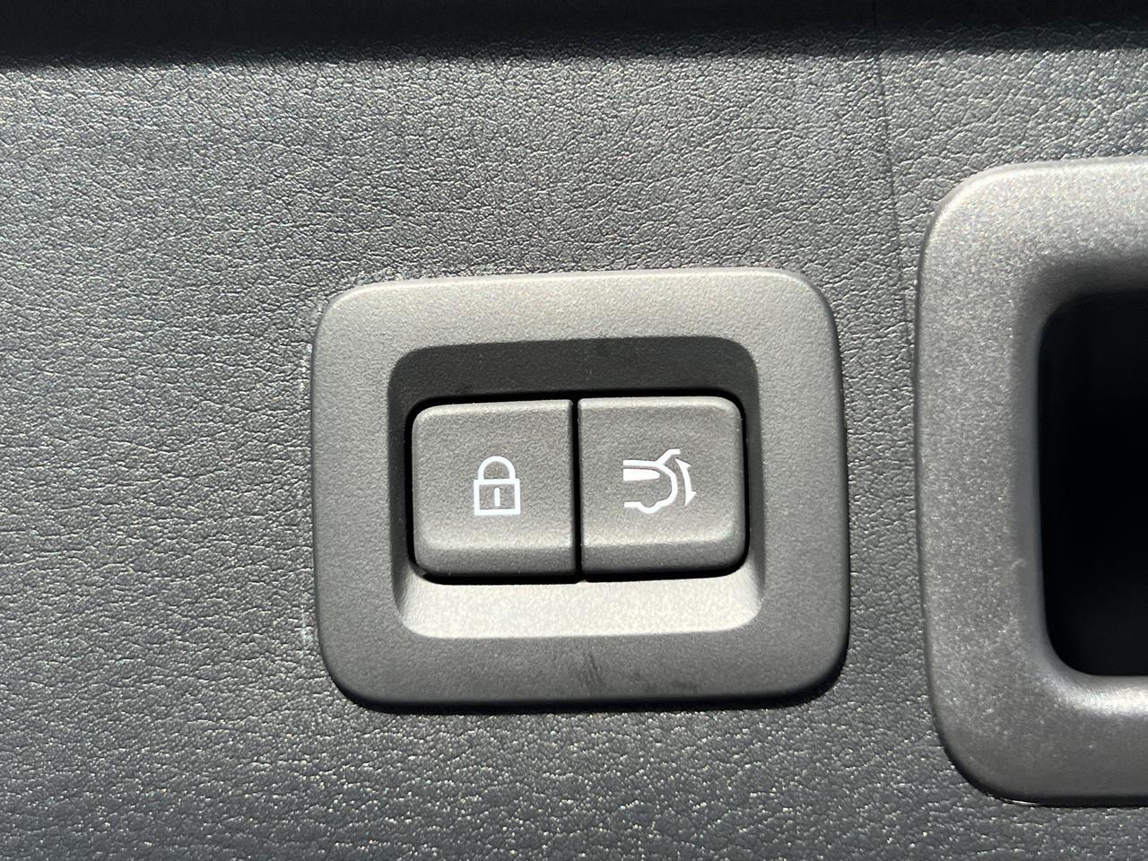 2025 MAZDA CX-30 2.5 S Premium Package Hagerstown MD