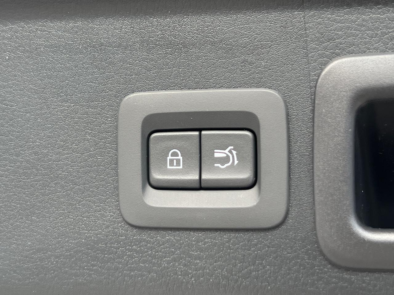 2025 MAZDA CX-30 2.5 S Premium Package Hagerstown MD