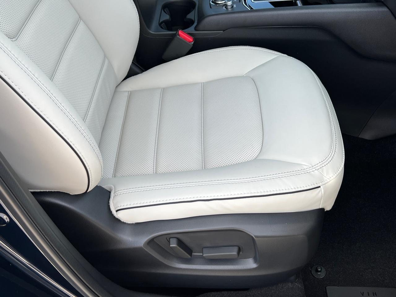 2025 MAZDA CX-5 2.5 S Preferred Package Hagerstown MD