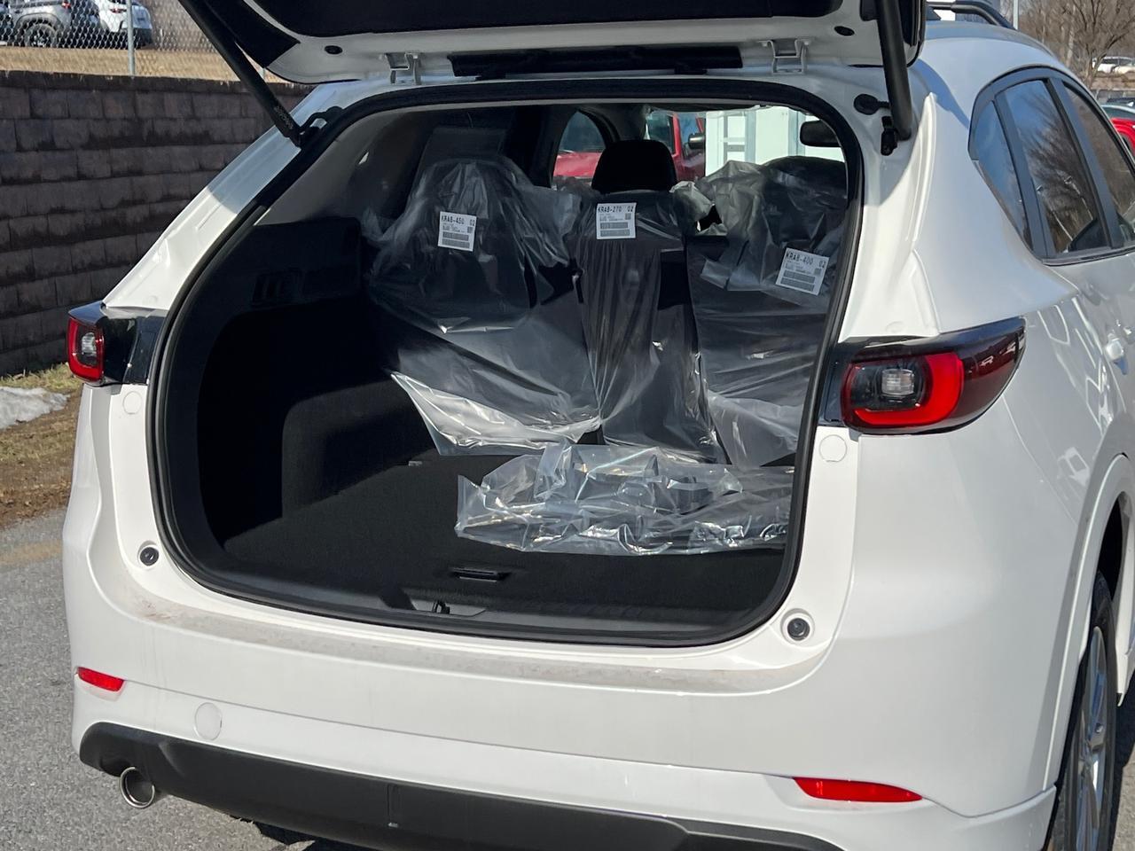 2025 MAZDA CX-5 2.5 S Preferred Package Hagerstown MD