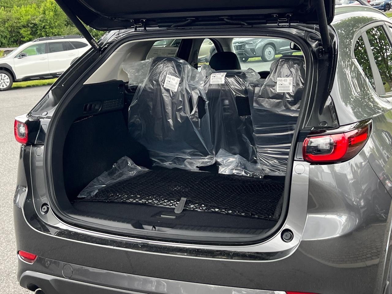 2025 MAZDA CX-5 2.5 S Preferred Package Hagerstown MD