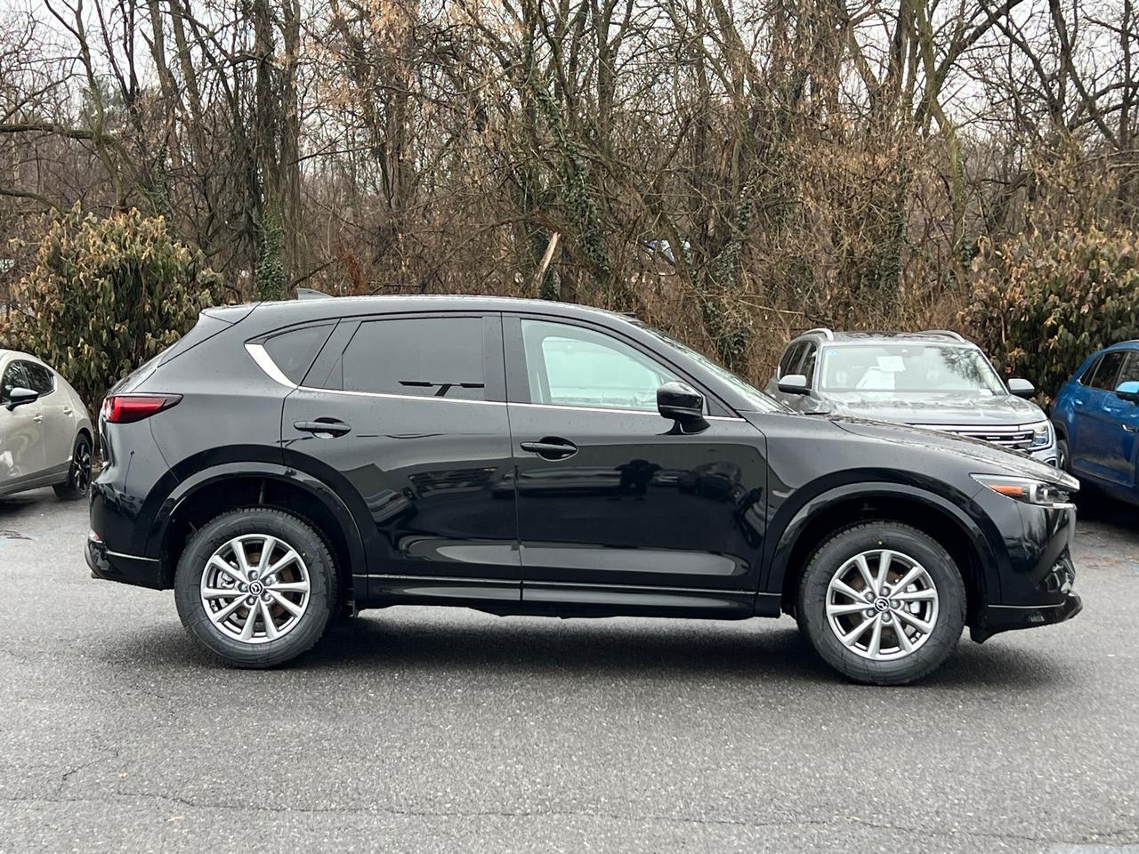 2025 MAZDA CX-5 2.5 S Preferred Package Hagerstown MD