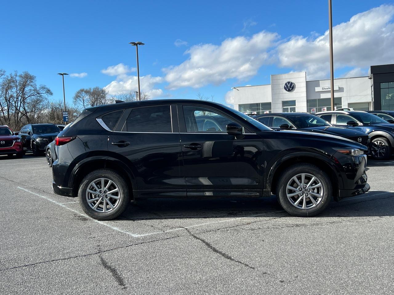 2025 MAZDA CX-5 2.5 S Preferred Package Hagerstown MD