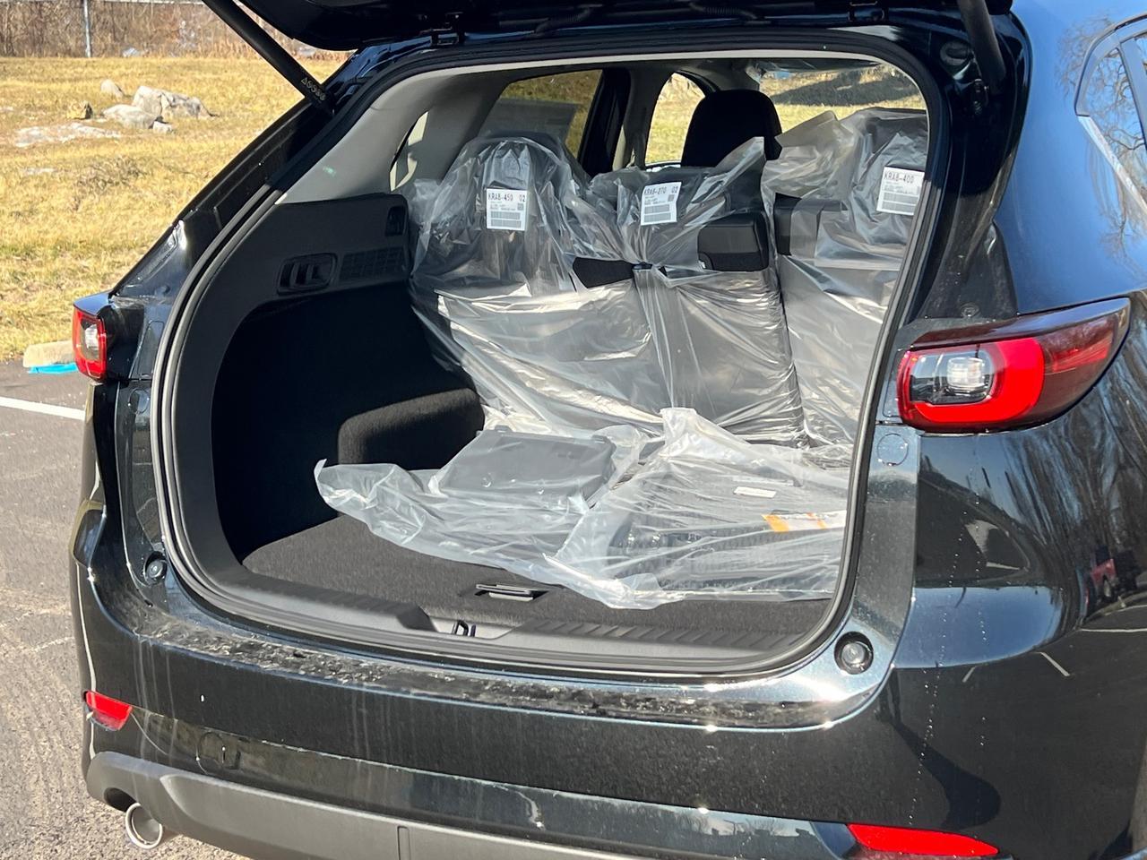 2025 MAZDA CX-5 2.5 S Preferred Package Hagerstown MD