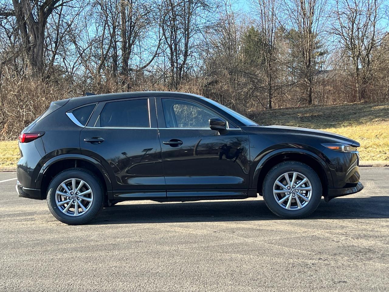 2025 MAZDA CX-5 2.5 S Preferred Package Hagerstown MD
