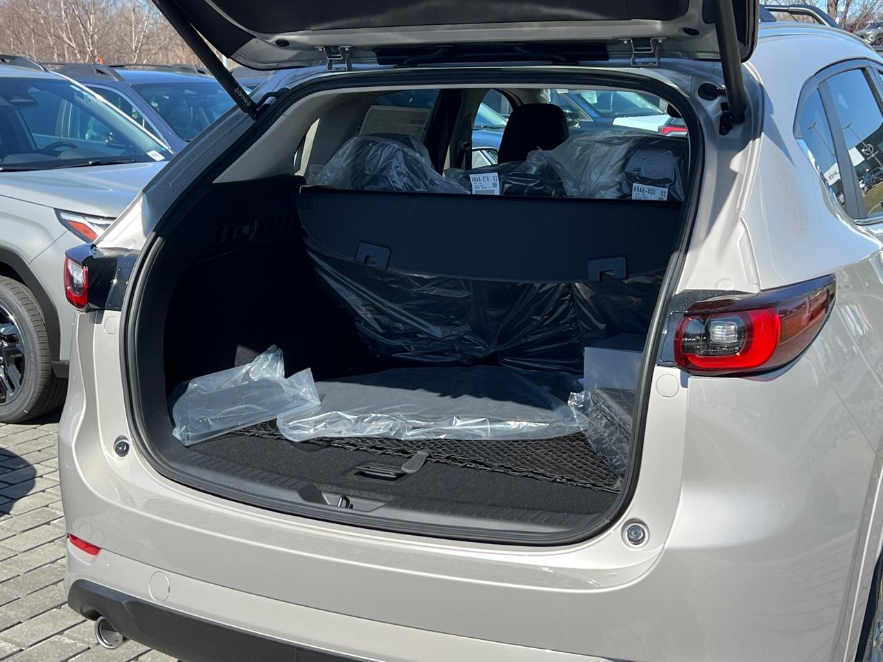 2025 MAZDA CX-5 2.5 S Preferred Package Hagerstown MD