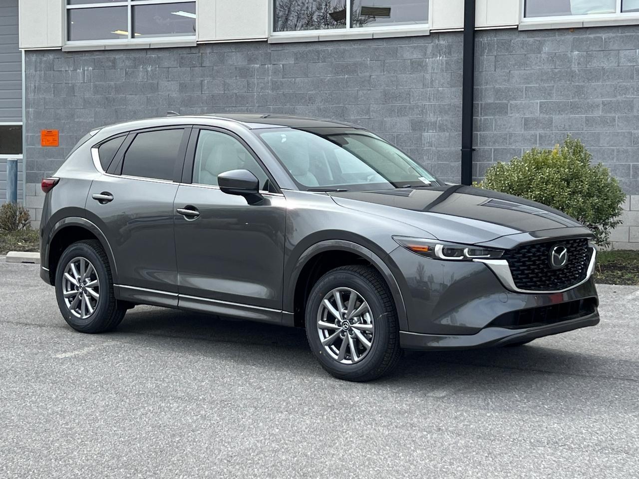 2025 MAZDA CX-5 2.5 S Preferred Package