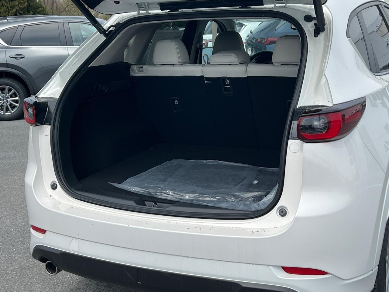 2025 MAZDA CX-5 2.5 S Preferred Package Hagerstown MD