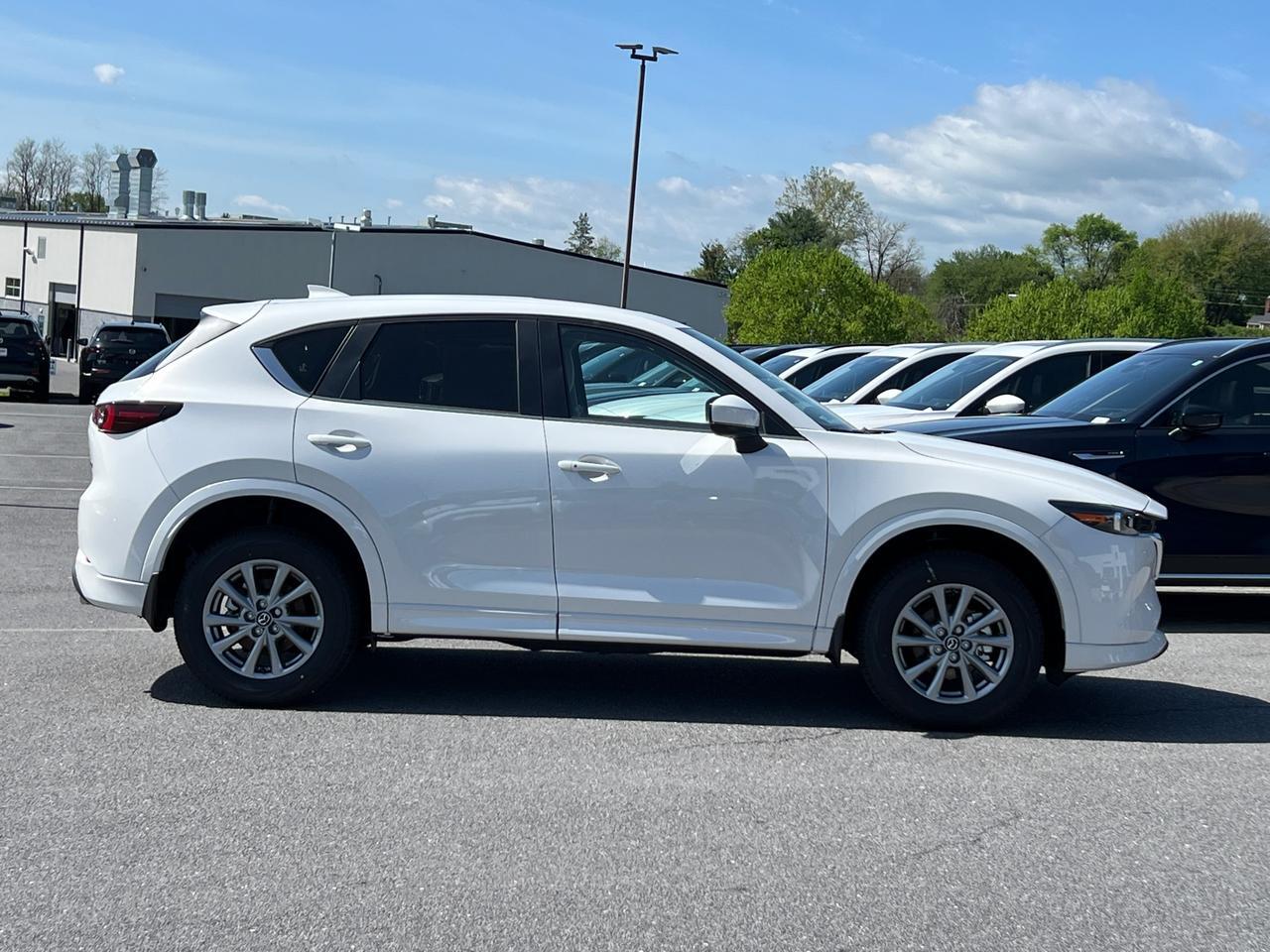 2025 MAZDA CX-5 2.5 S Preferred Package Hagerstown MD
