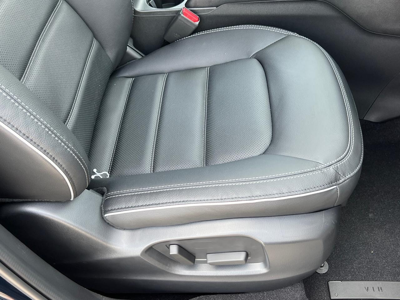 2025 MAZDA CX-5 2.5 S Preferred Package Hagerstown MD