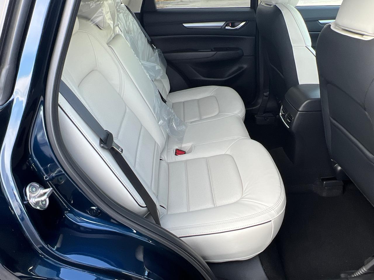 2025 MAZDA CX-5 2.5 S Preferred Package Hagerstown MD