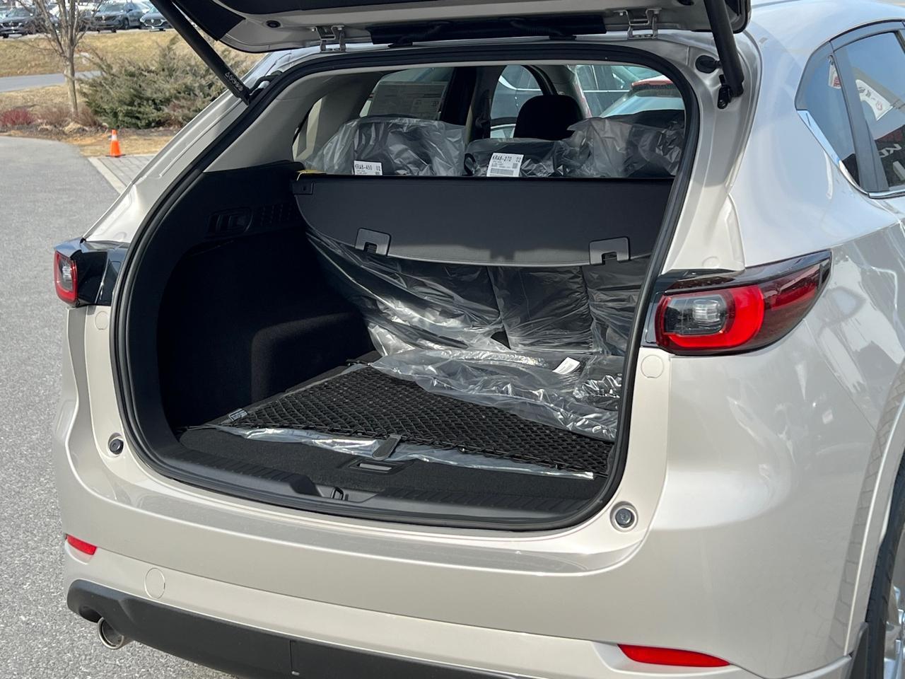 2025 MAZDA CX-5 2.5 S Preferred Package Hagerstown MD