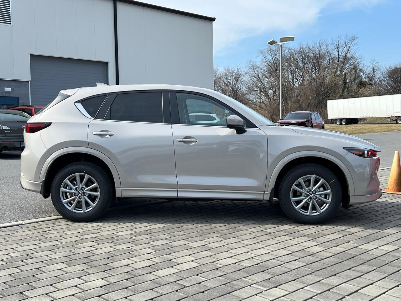 2025 MAZDA CX-5 2.5 S Preferred Package Hagerstown MD