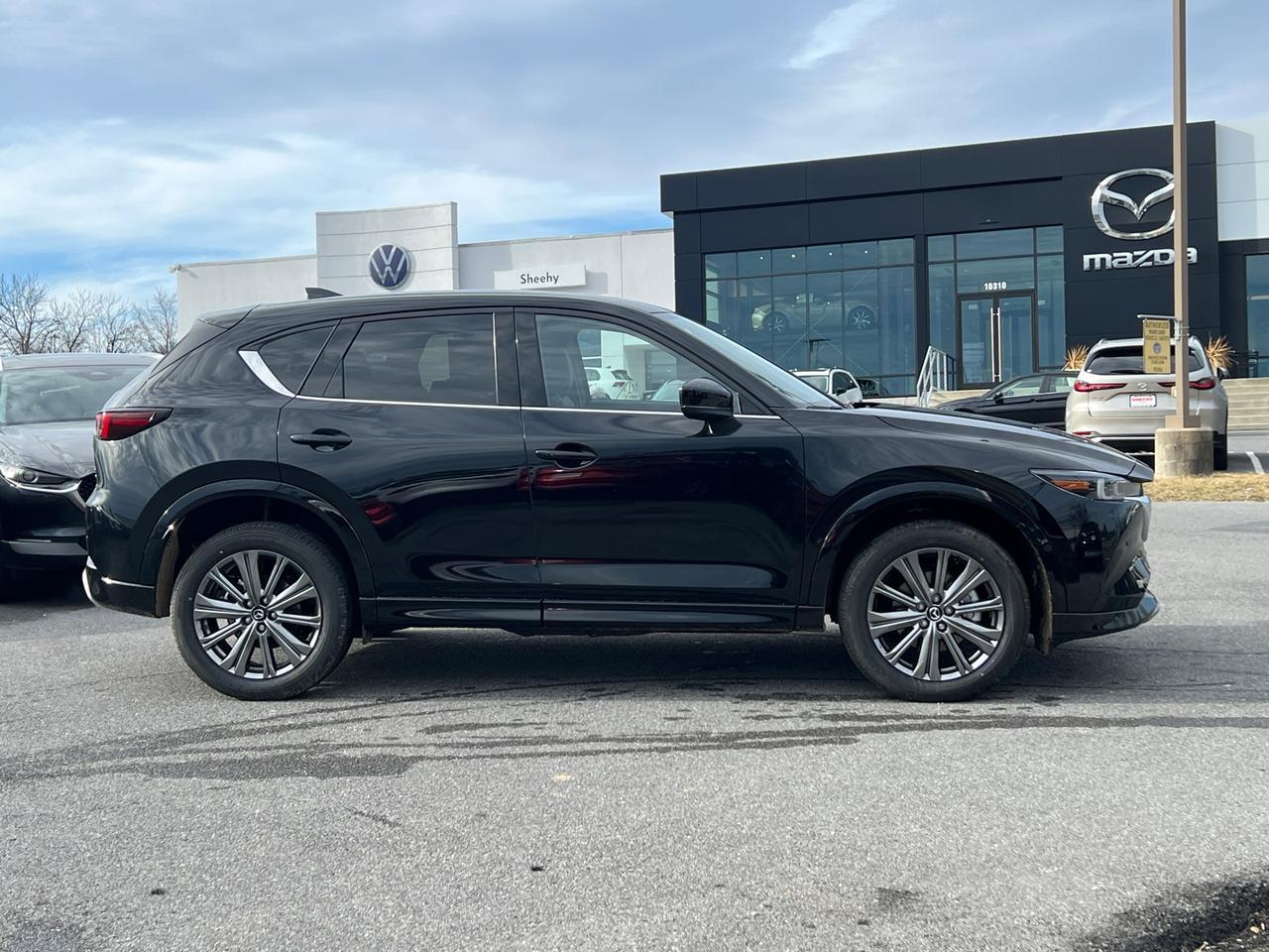 2025 MAZDA CX-5 2.5 Turbo Signature Hagerstown MD