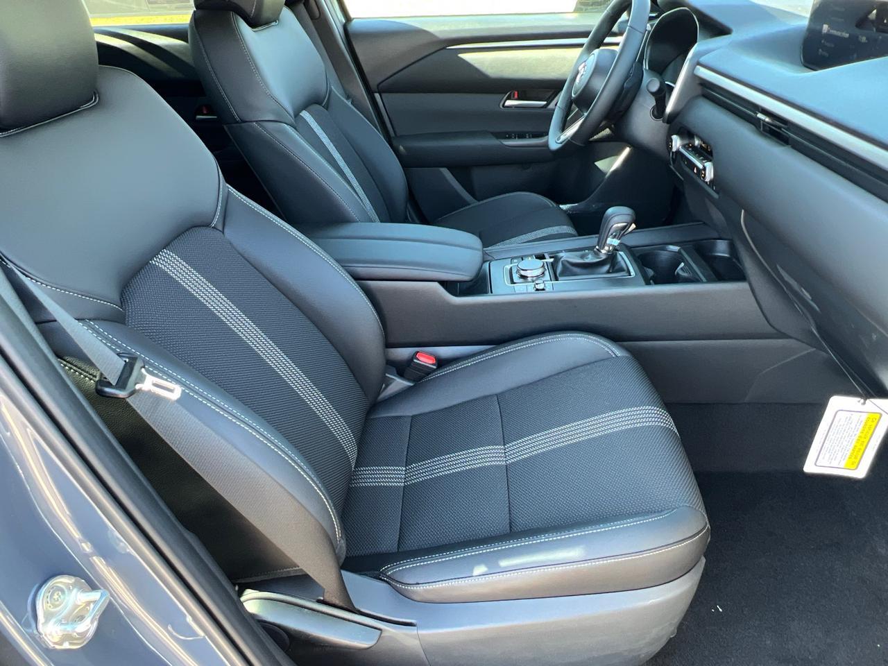 2025 MAZDA CX-50 2.5 S Premium Package Hagerstown MD