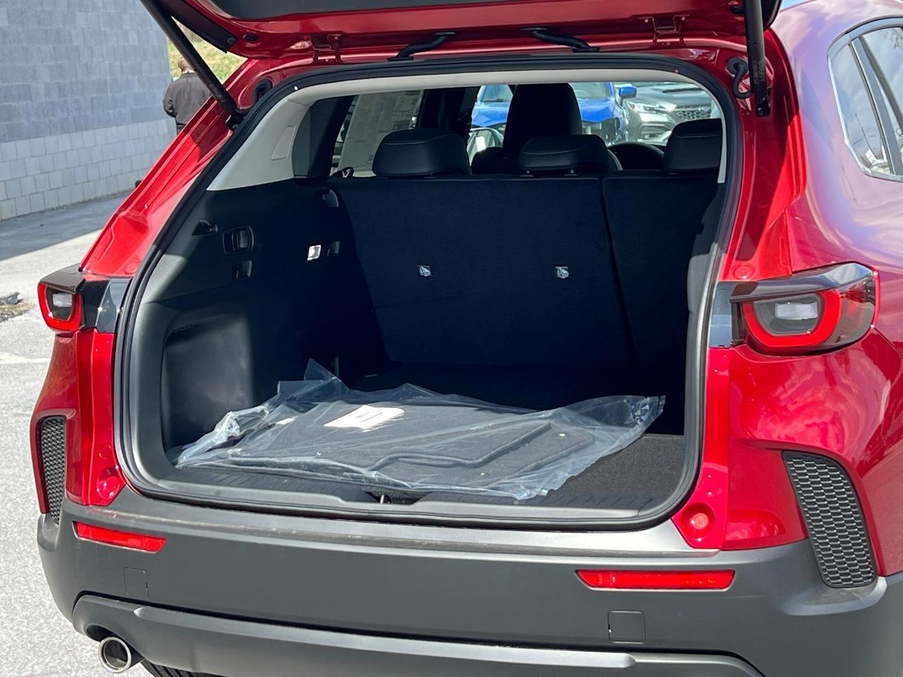 2025 MAZDA CX-50 2.5 S Premium Package Hagerstown MD