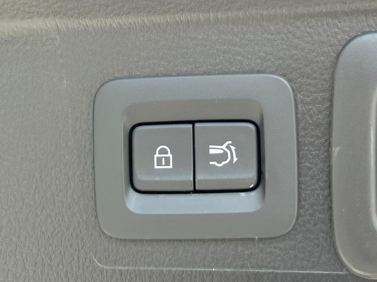 2025 MAZDA CX-50 2.5 S Premium Package Hagerstown MD