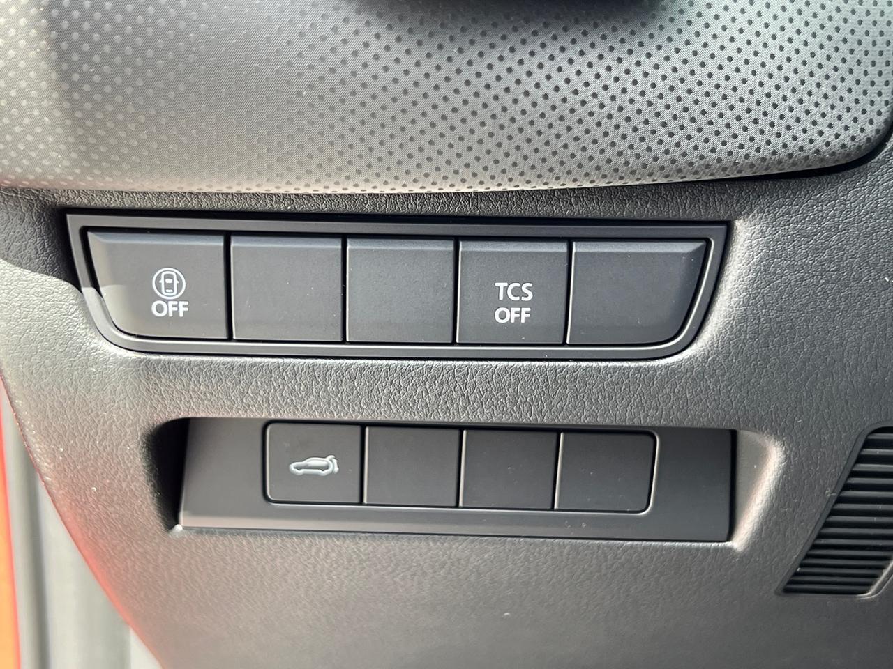 2025 MAZDA CX-50 2.5 S Premium Package Hagerstown MD