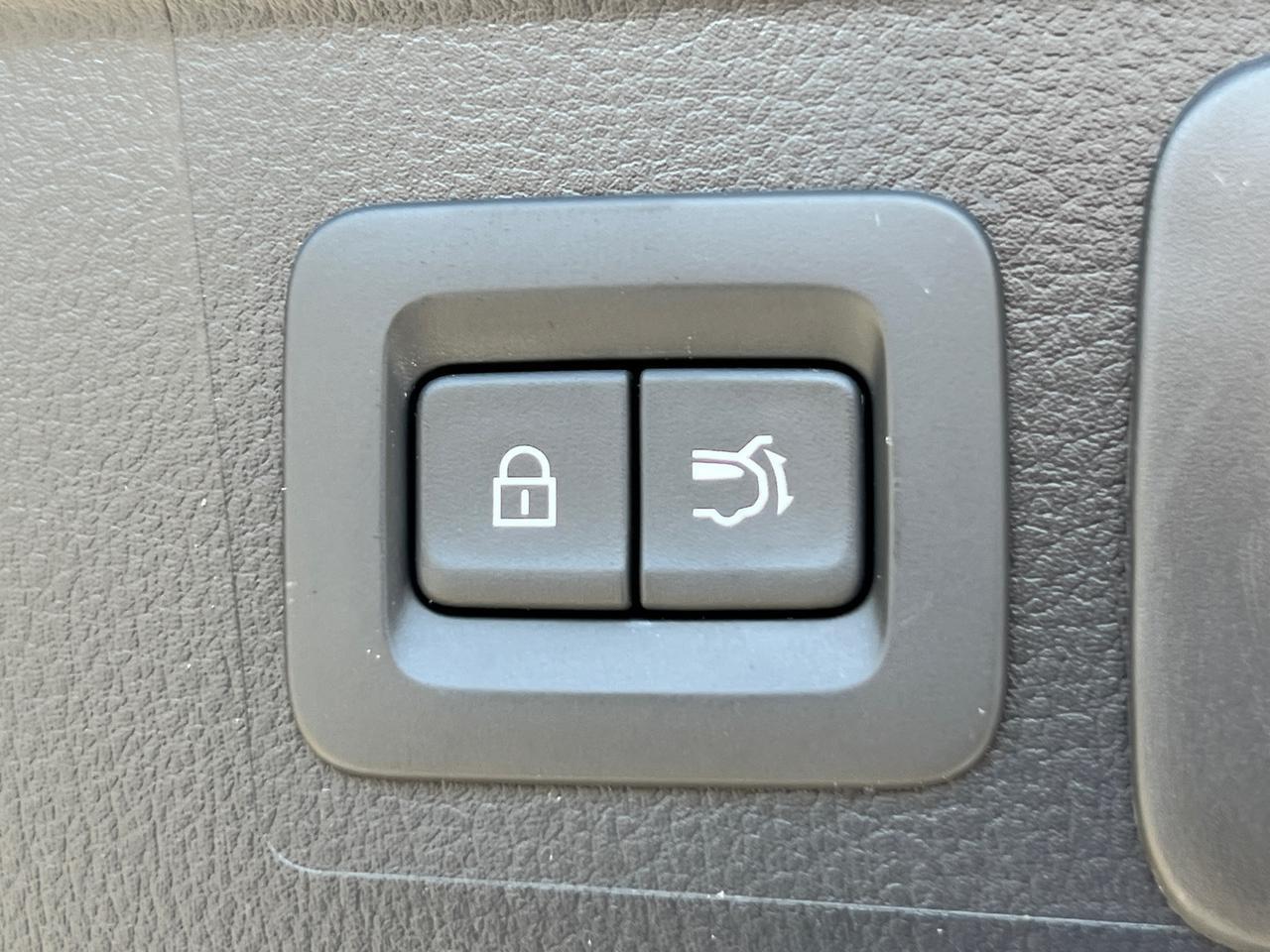 2025 MAZDA CX-50 Hybrid Premium Hagerstown MD