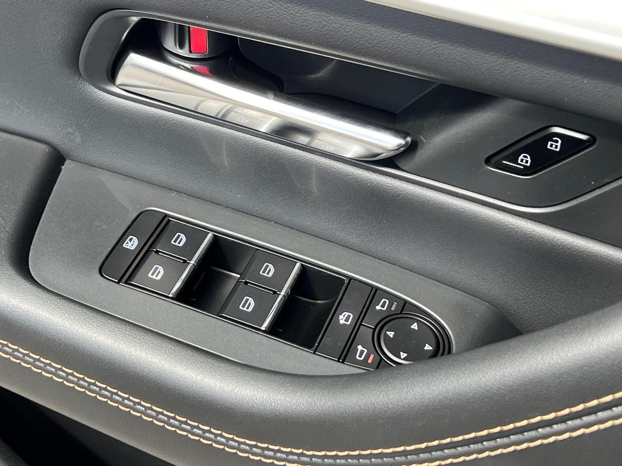 2025 MAZDA CX-70 PHEV Premium Plus Hagerstown MD