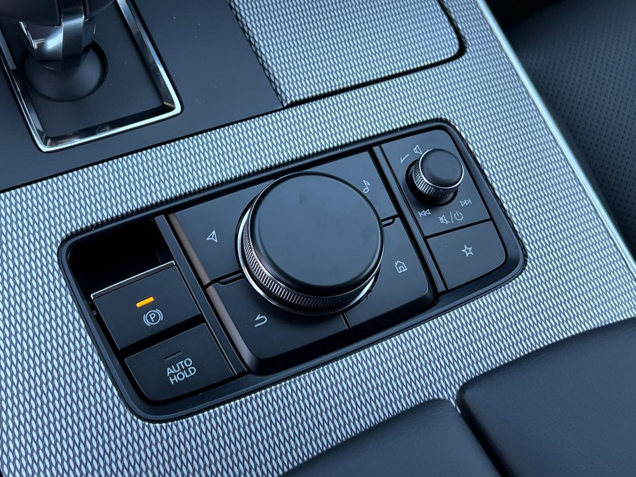 2025 MAZDA CX-70 PHEV Premium Plus Hagerstown MD