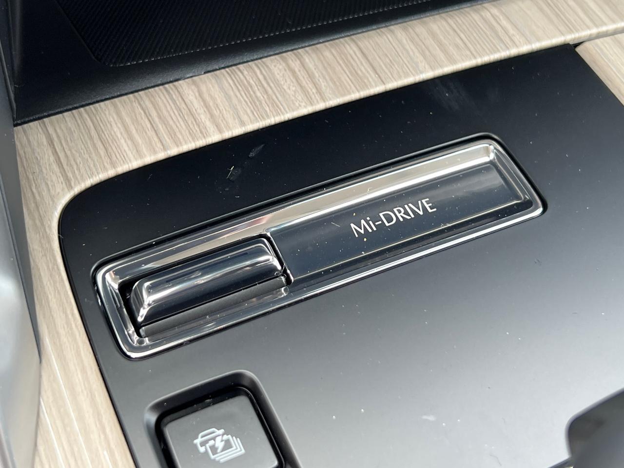 2025 MAZDA CX-70 PHEV Premium Hagerstown MD