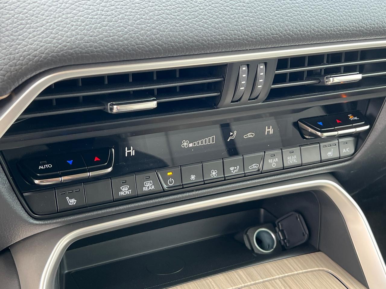 2025 MAZDA CX-70 PHEV Premium Hagerstown MD