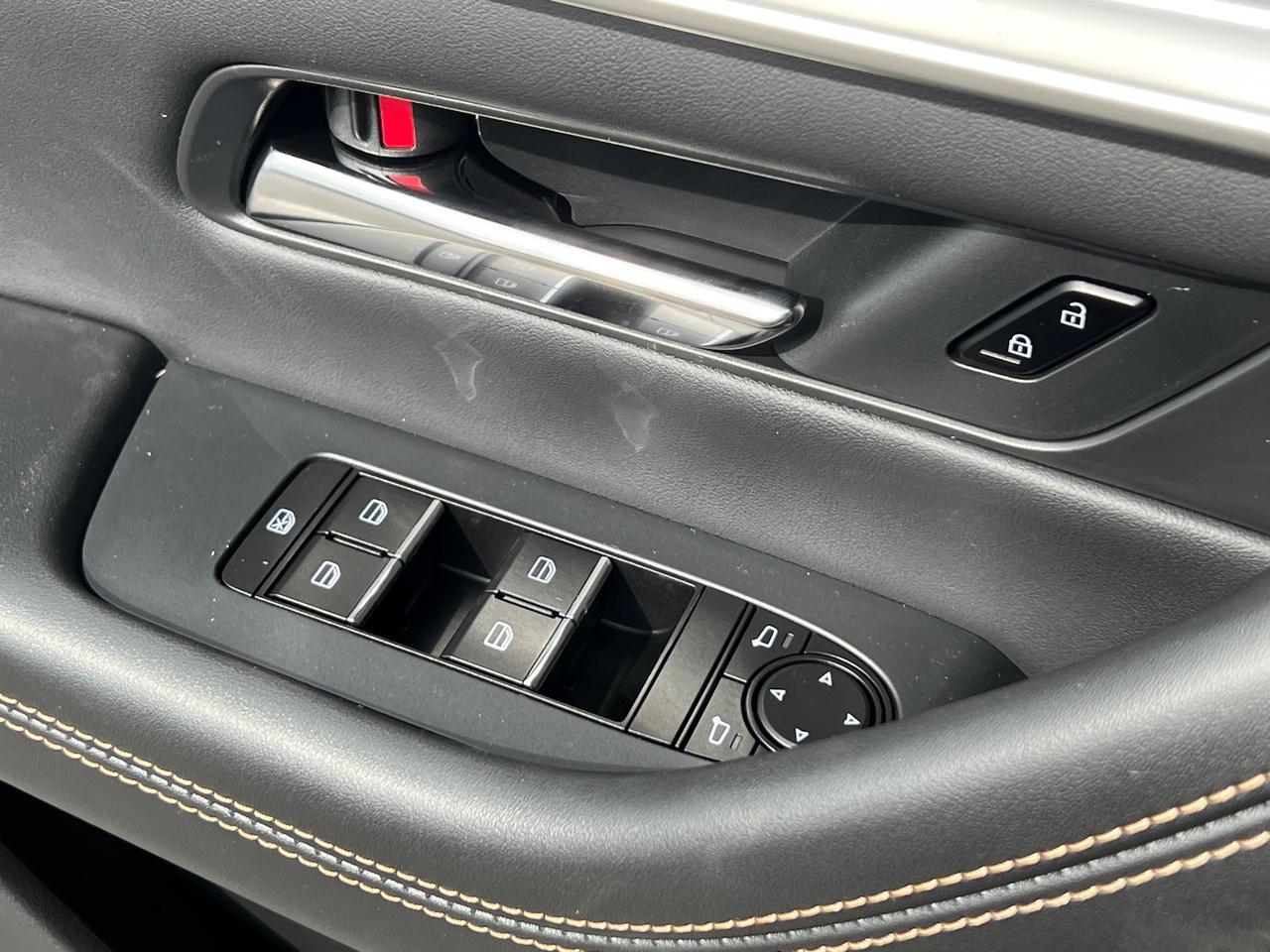 2025 MAZDA CX-70 PHEV Premium Hagerstown MD