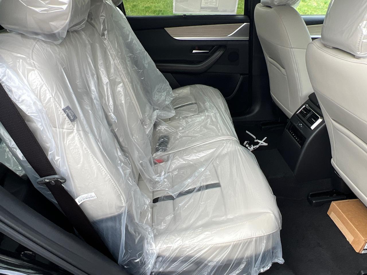 2025 MAZDA CX-70 PHEV Premium Hagerstown MD