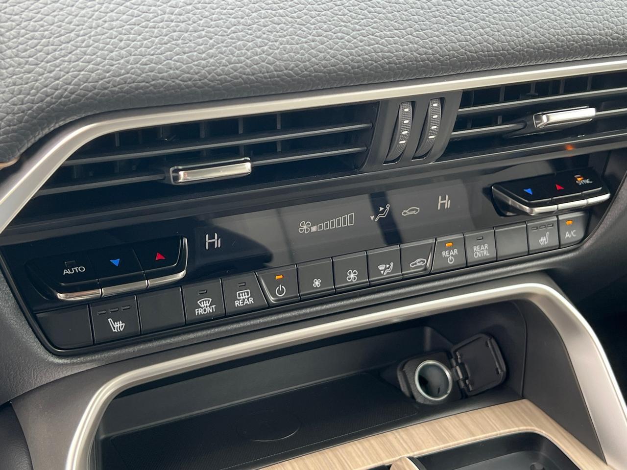 2025 MAZDA CX-70 PHEV Premium Hagerstown MD