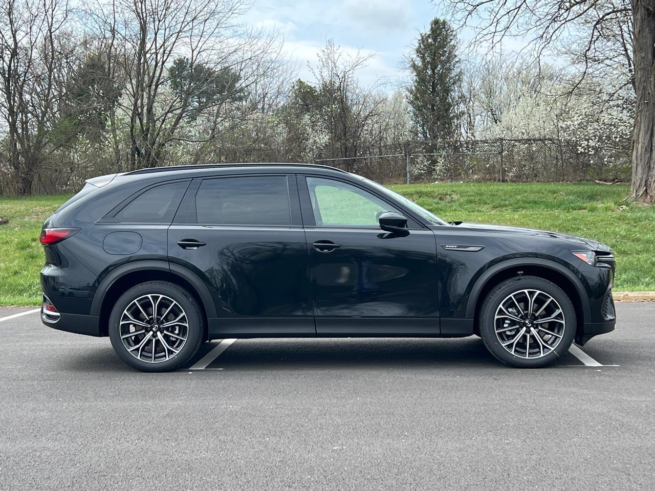 2025 MAZDA CX-70 PHEV Premium Hagerstown MD