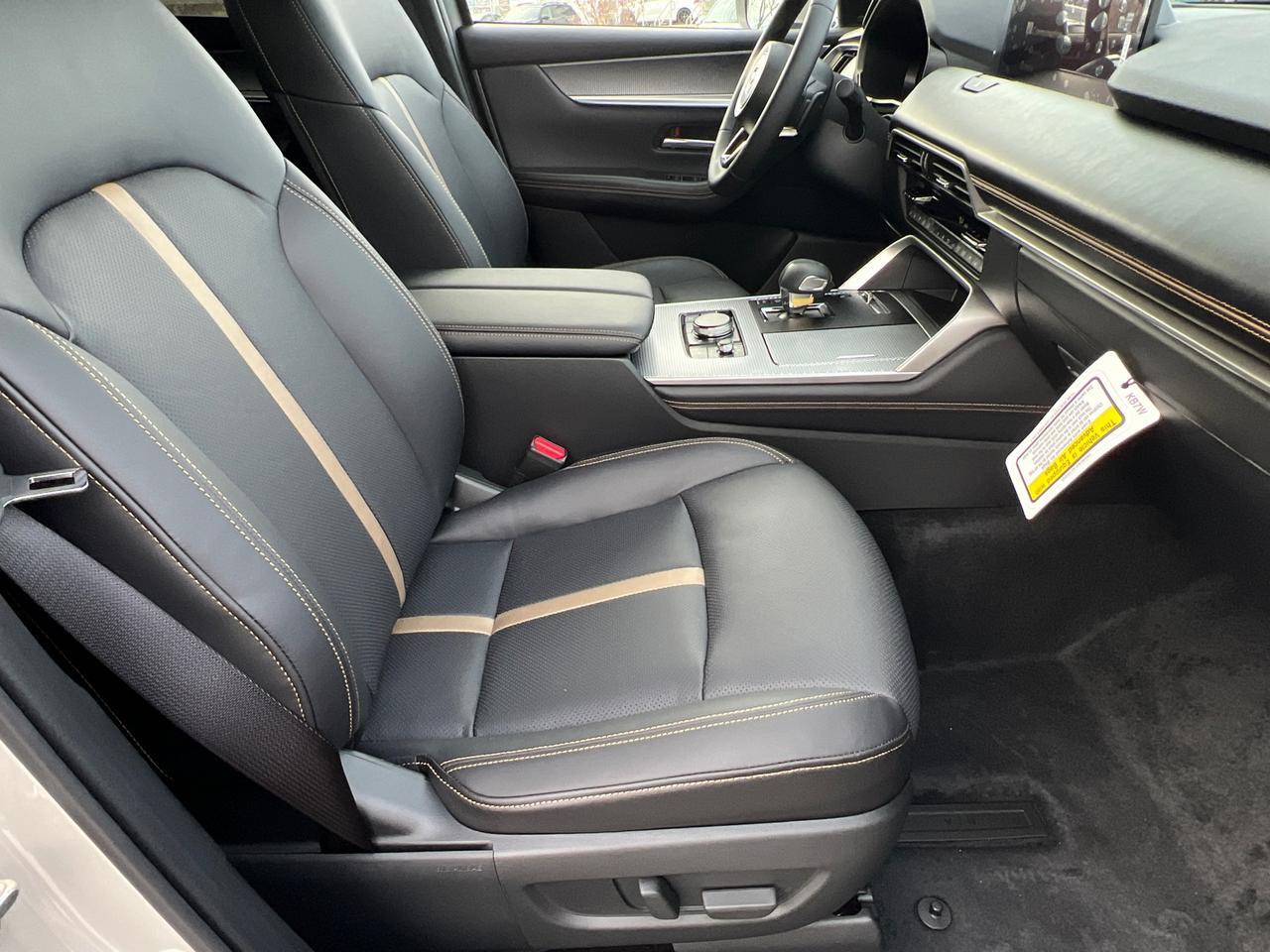 2025 MAZDA CX-90 PHEV Premium Plus Hagerstown MD