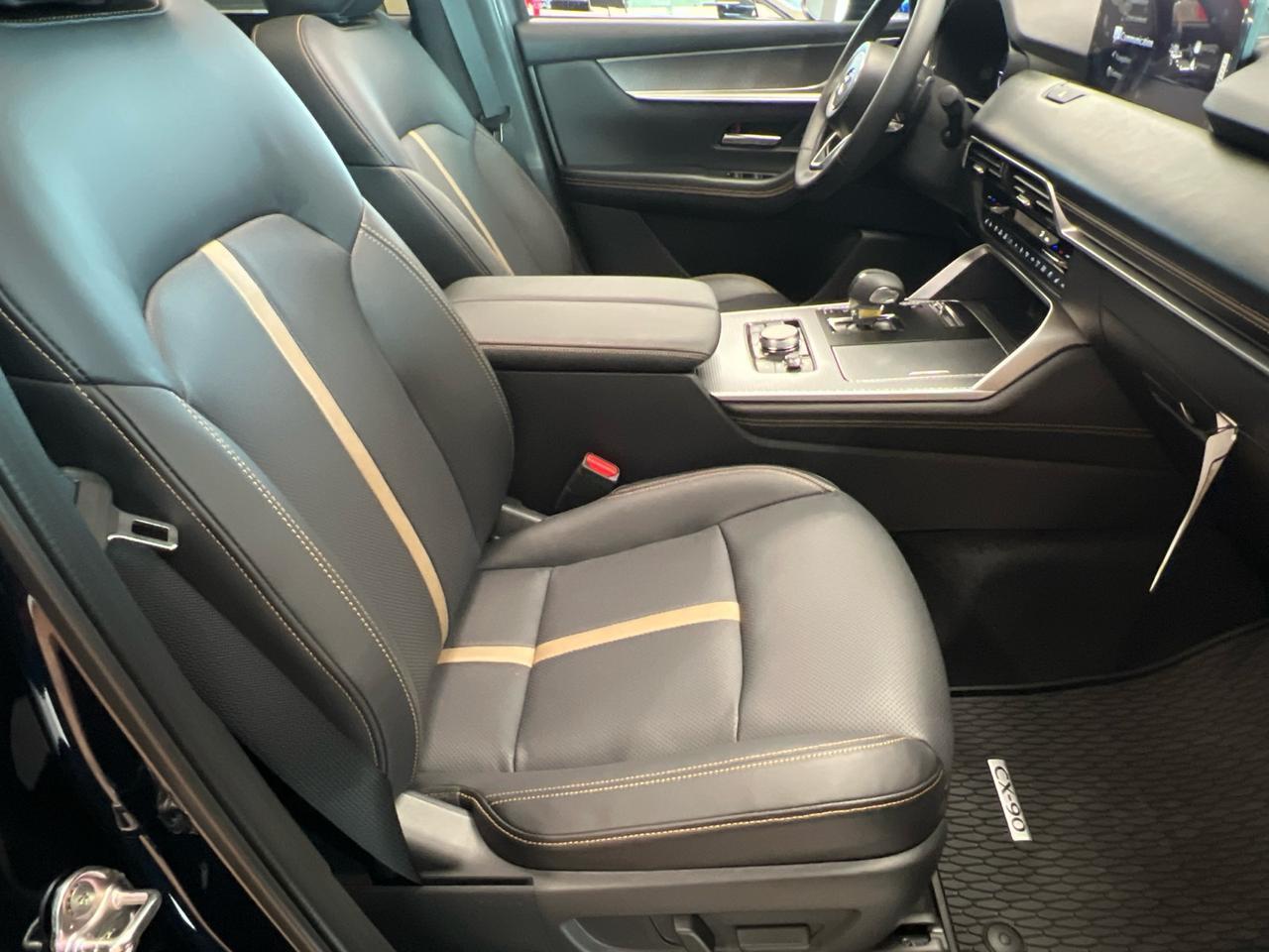 2025 MAZDA CX-90 PHEV Premium Plus Hagerstown MD