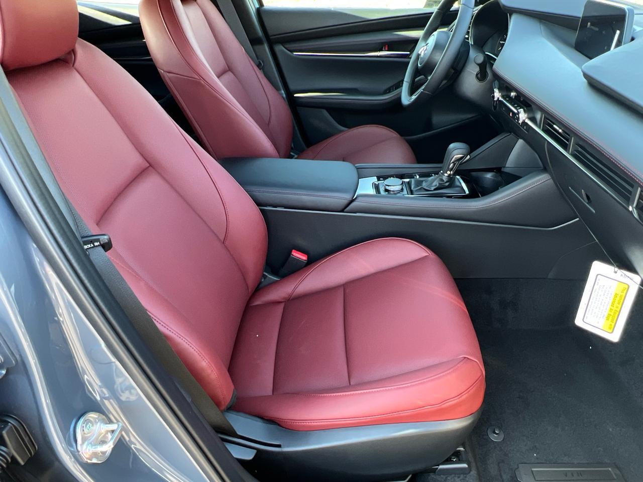 2025 MAZDA Mazda3 2.5 S Carbon Edition Hagerstown MD